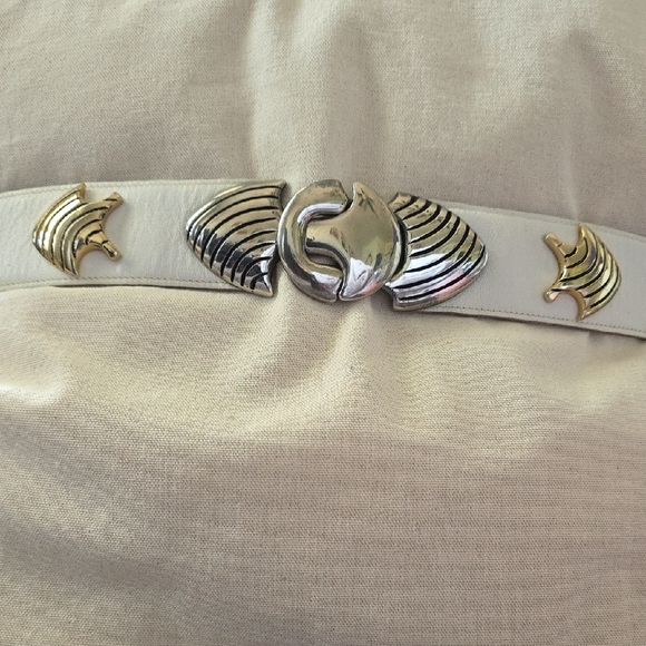 VTG Two-tone mixed-metal leather stud belt by Bijoux Medici signed J.Blumenthal main image 12